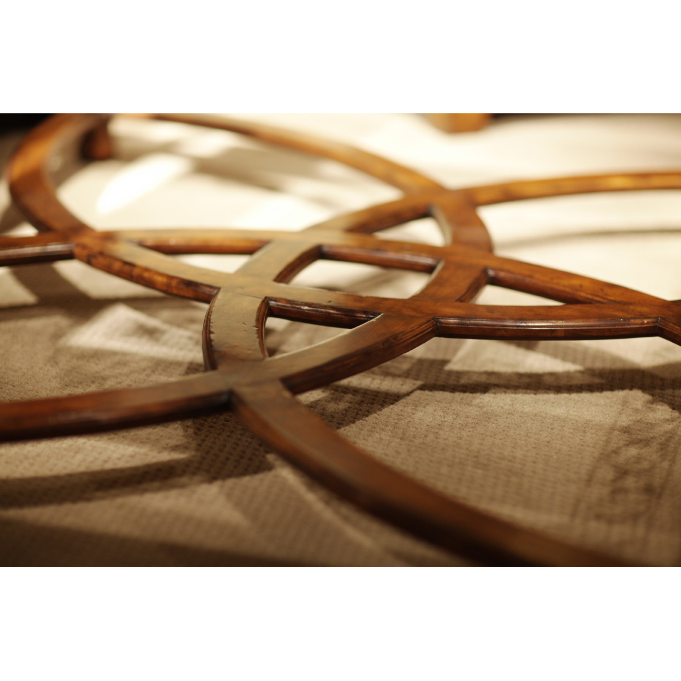 Square Oyster & Églomisé Coffee Table (52