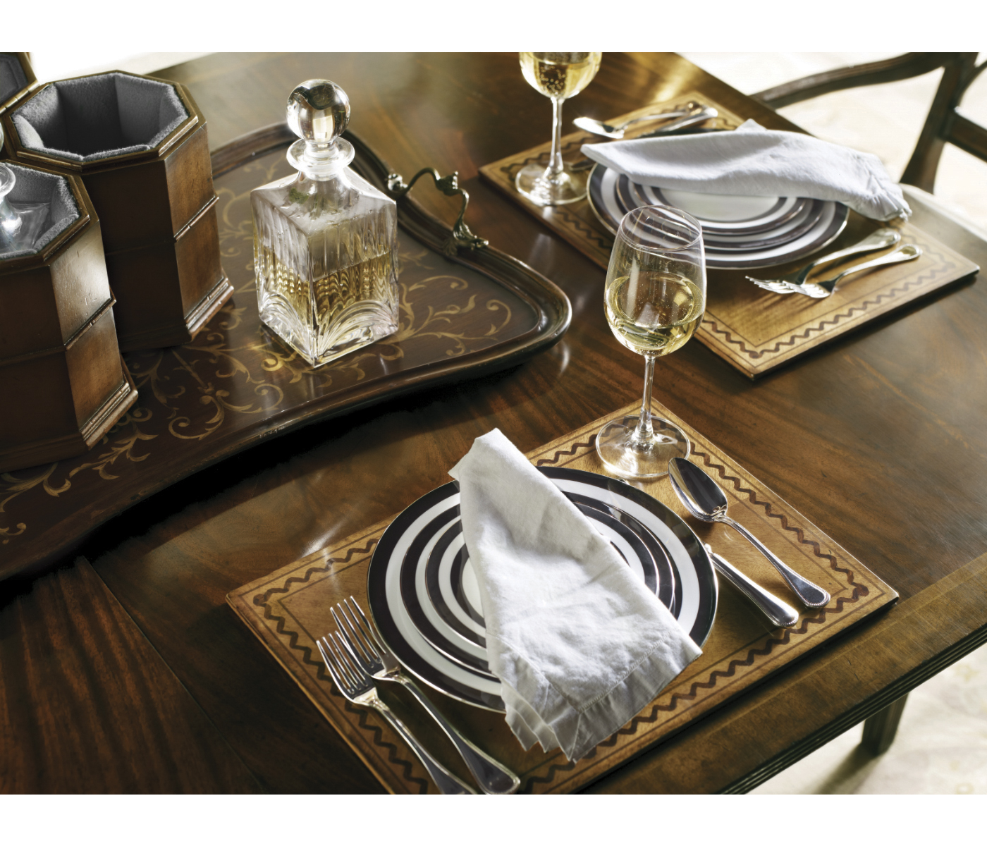 Regency Mahogany Extending Dining Table