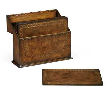 Rectangular Walnut & Circular Inlay Placemat Box