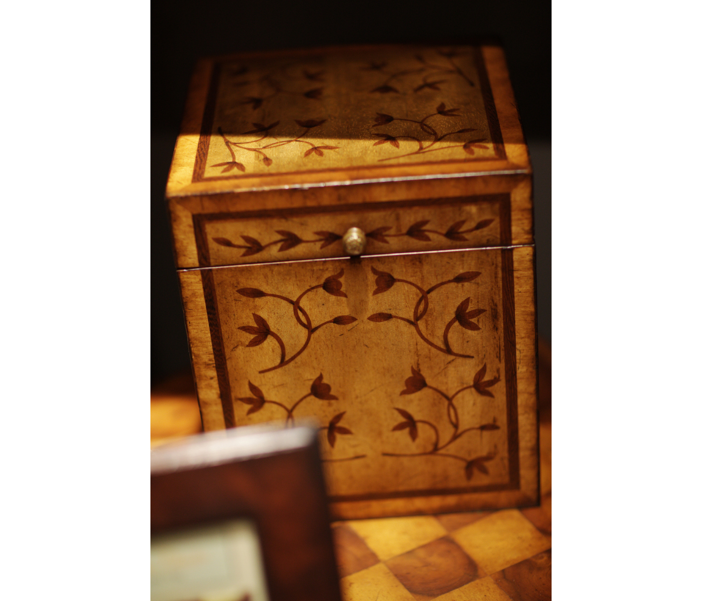 Sheraton Style Square Marquetry Box