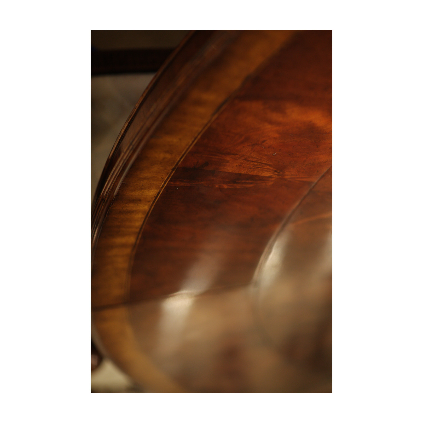 Mahogany Extending Circular Dining Table with Storage Cabinet for Leaves 66