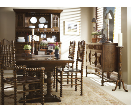 Neo-Classical Floor Standing Candlestick (Medium)