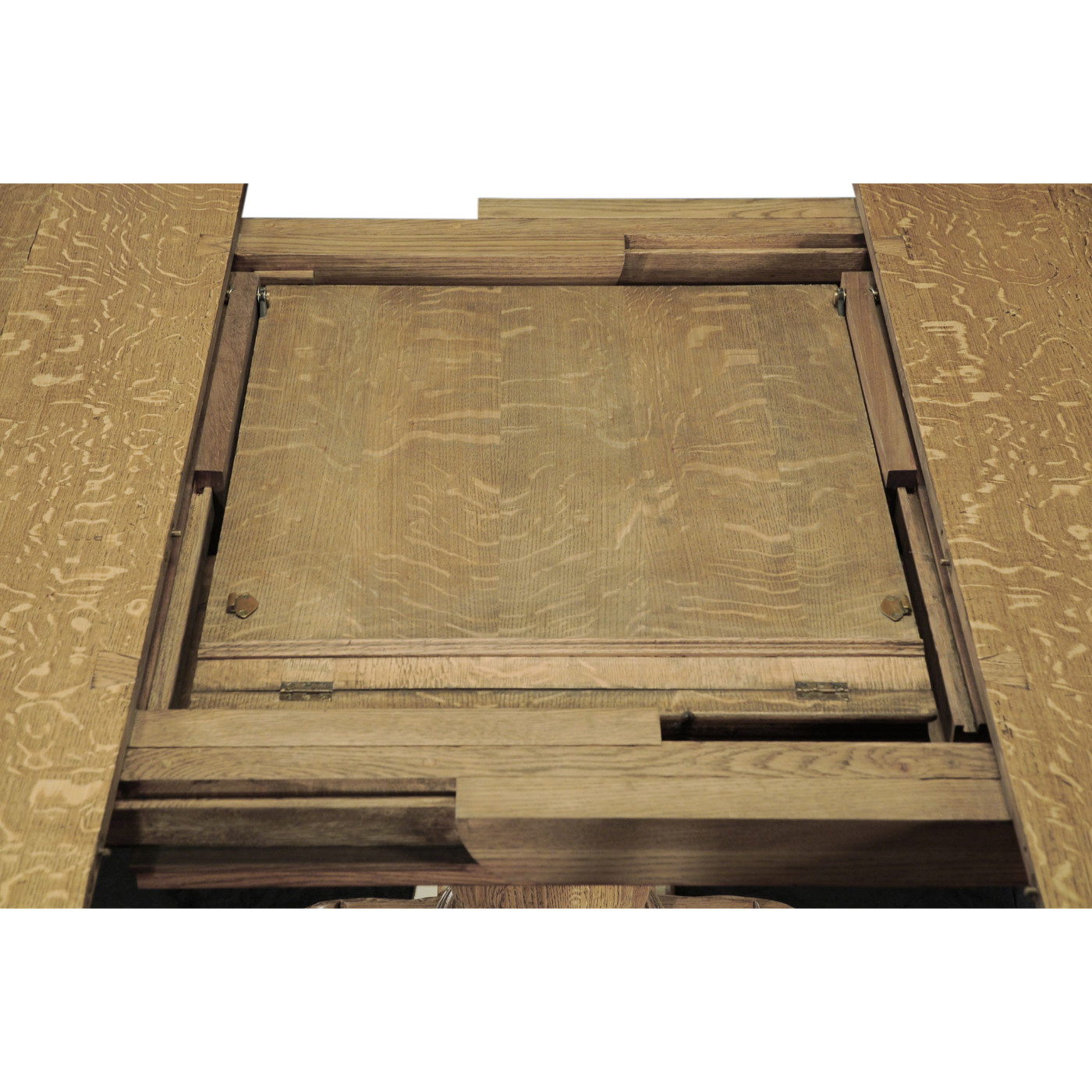 Extending Natural Oak Country Table 54