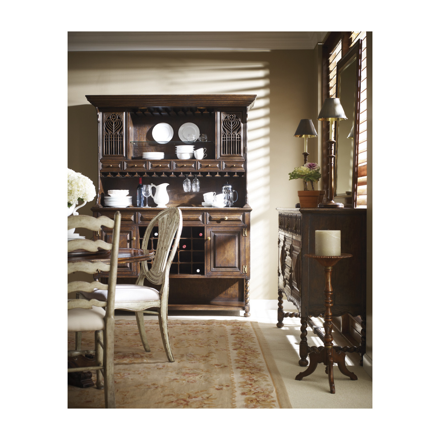 Hepplewhite Wheatsheaf Honey Black Side Chair