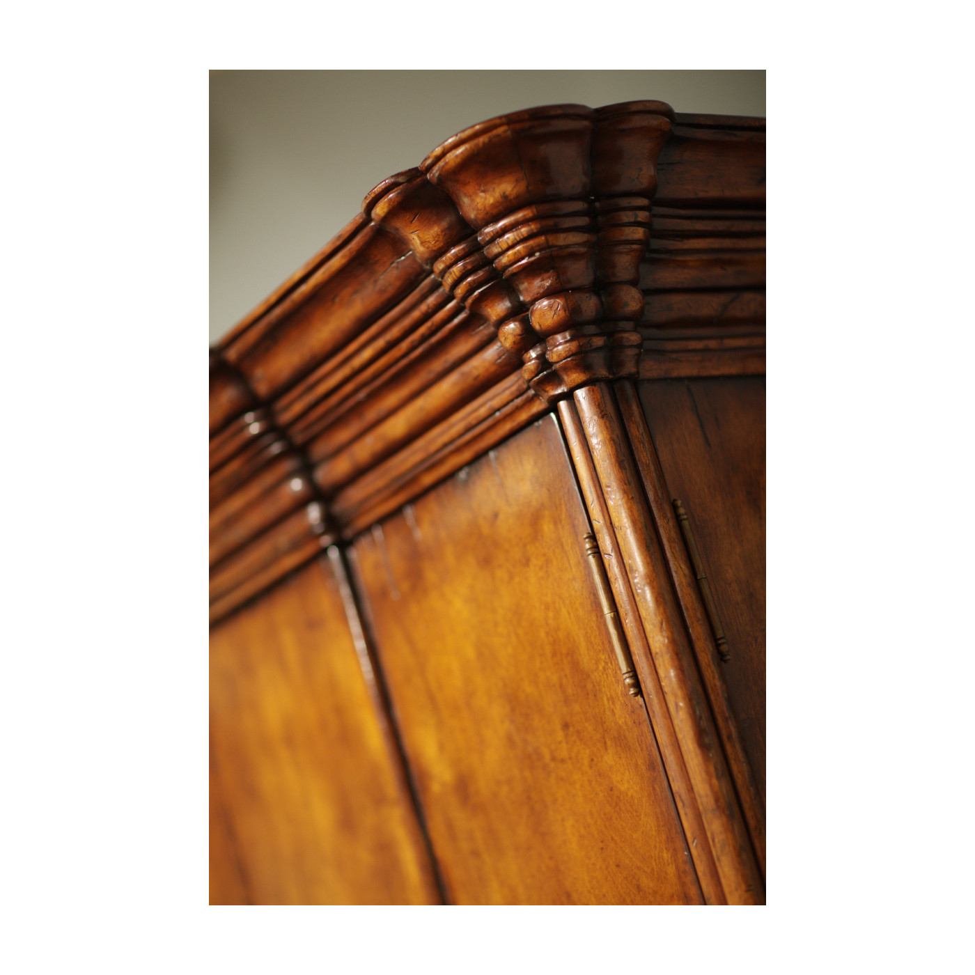 Serpentine Walnut Cali King Bed