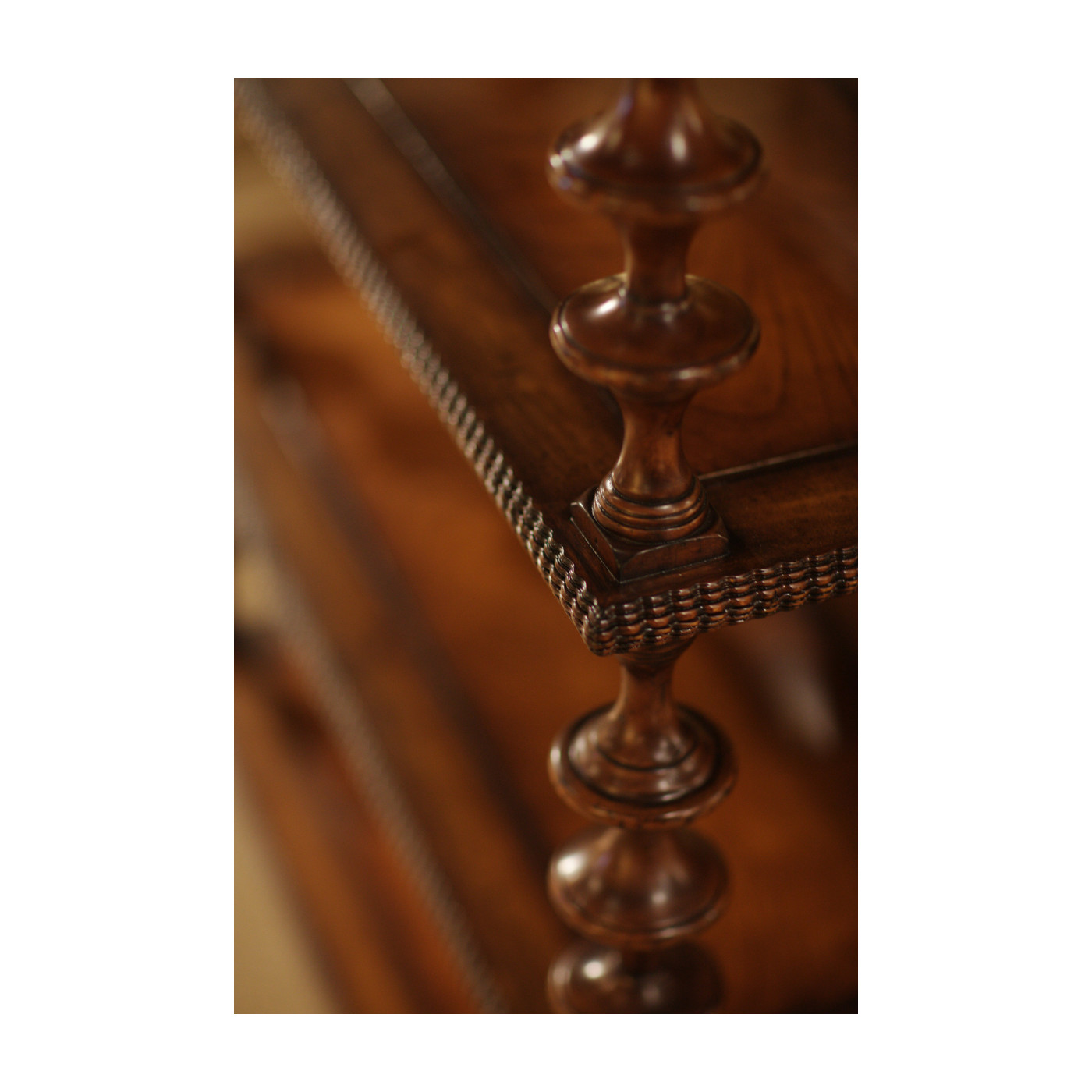 Gadrooned five-tier étagère