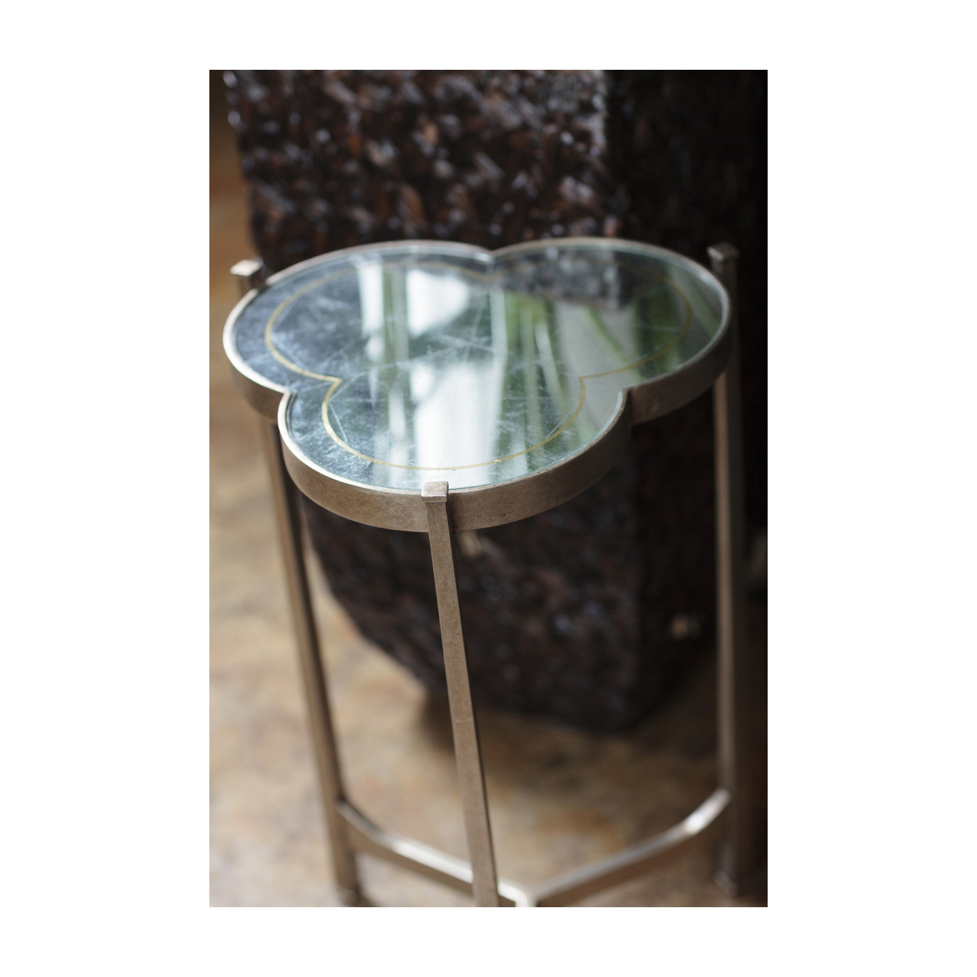 Églomisé & Bronze Iron Trefoil Lamp Table