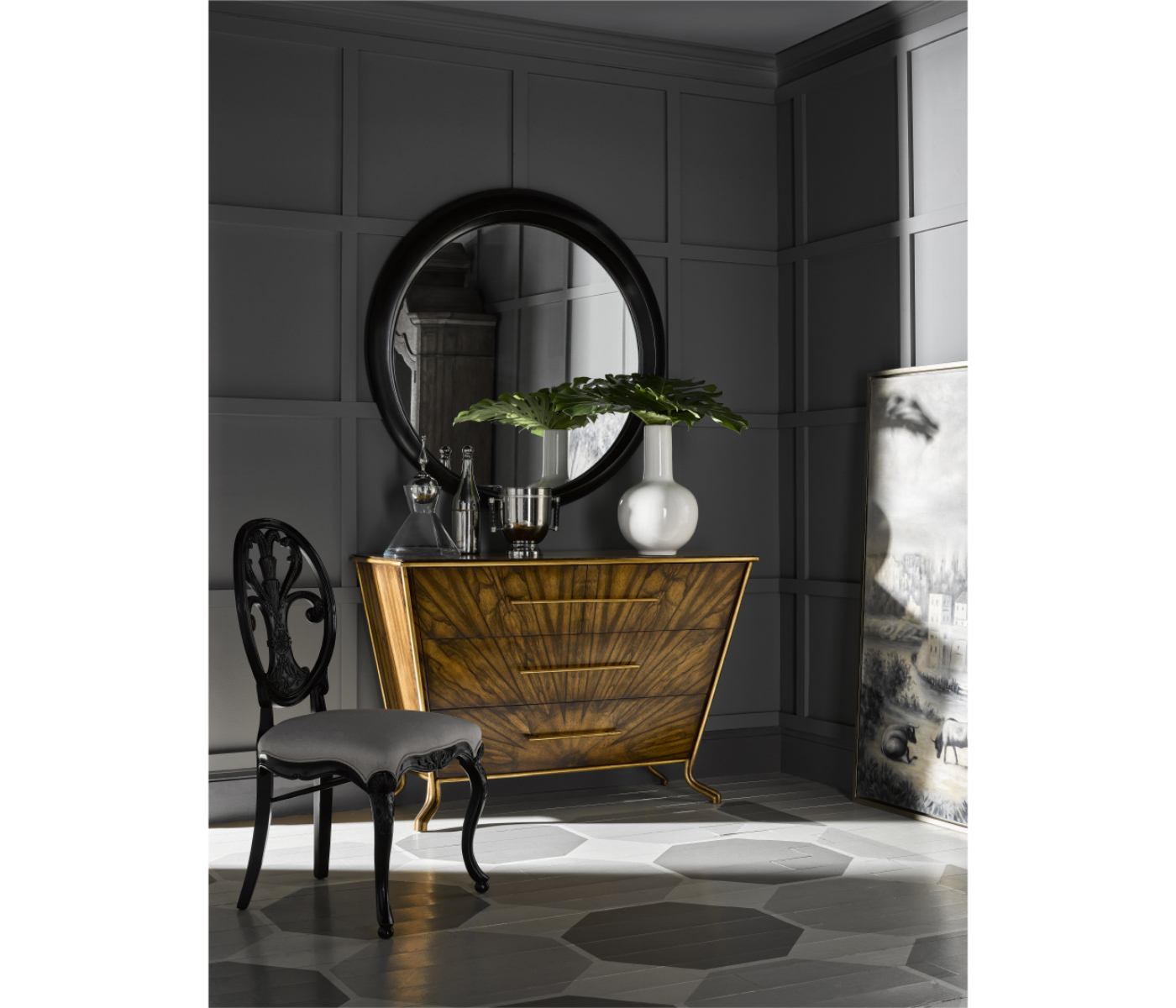 Argentinian walnut veneered tapering chest of drawers