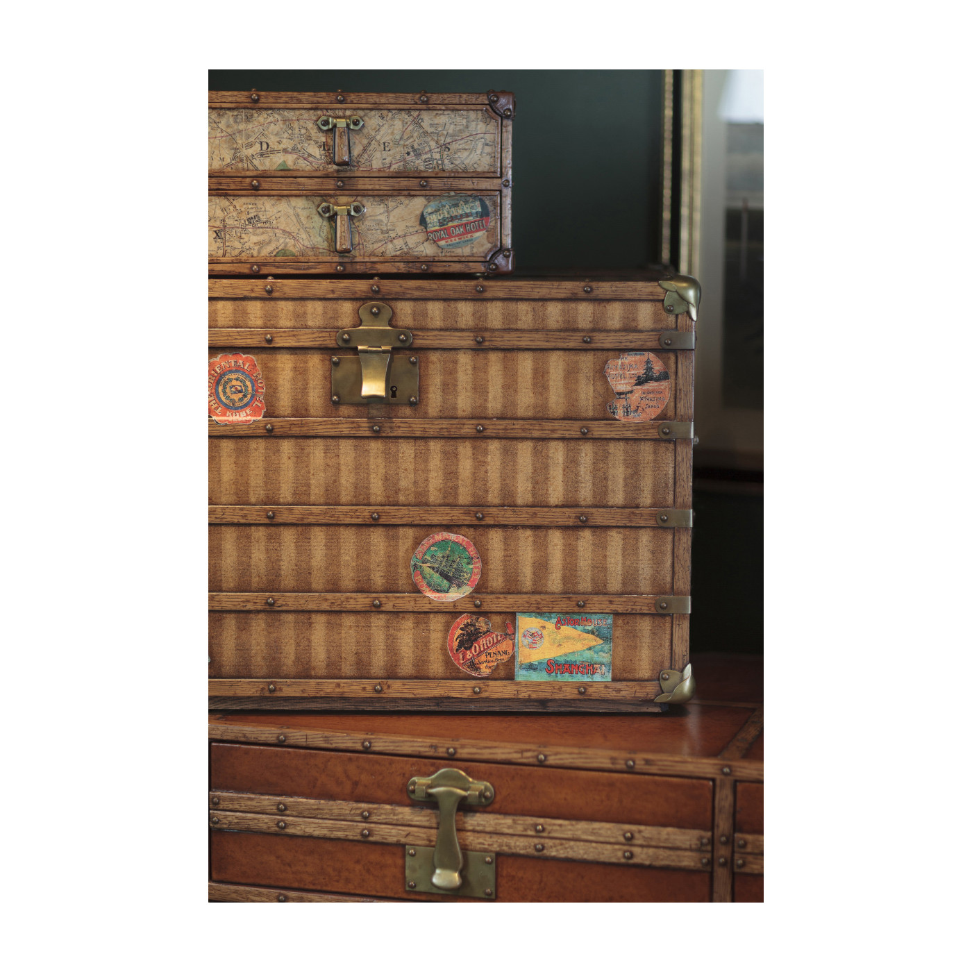 Travel Trunk Style Storage Chest