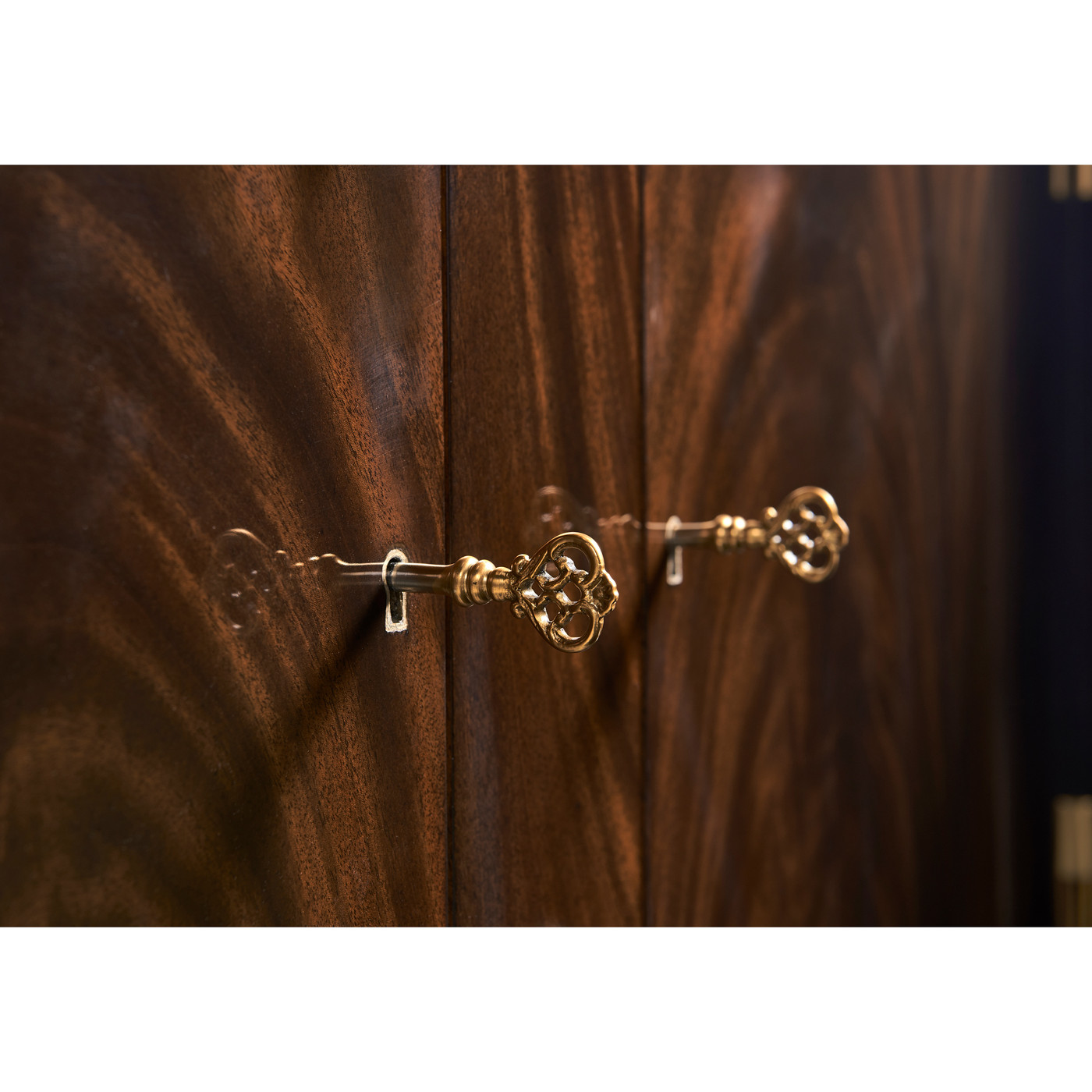 Mahogany biedermeier buffet