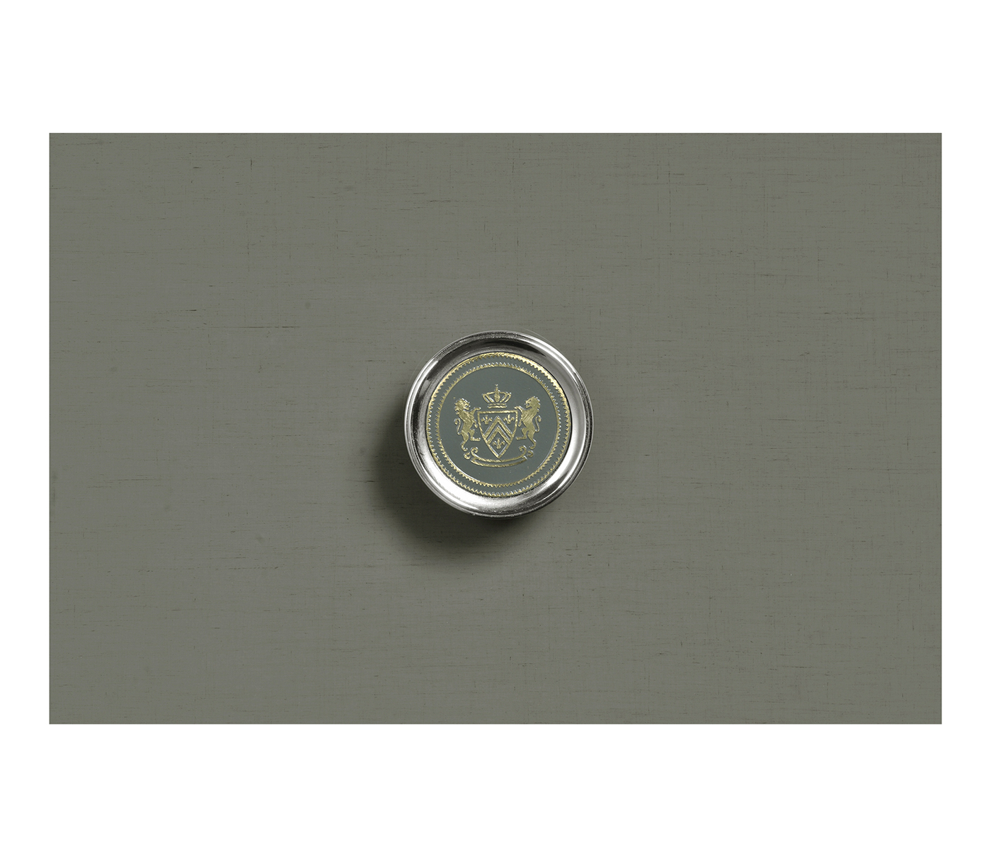 Tall chest with blazer buttons (Slate/Silver)