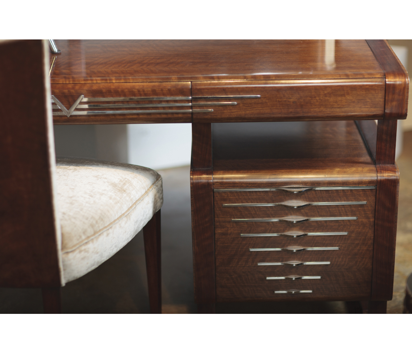 50's Americana Pedestal Desk