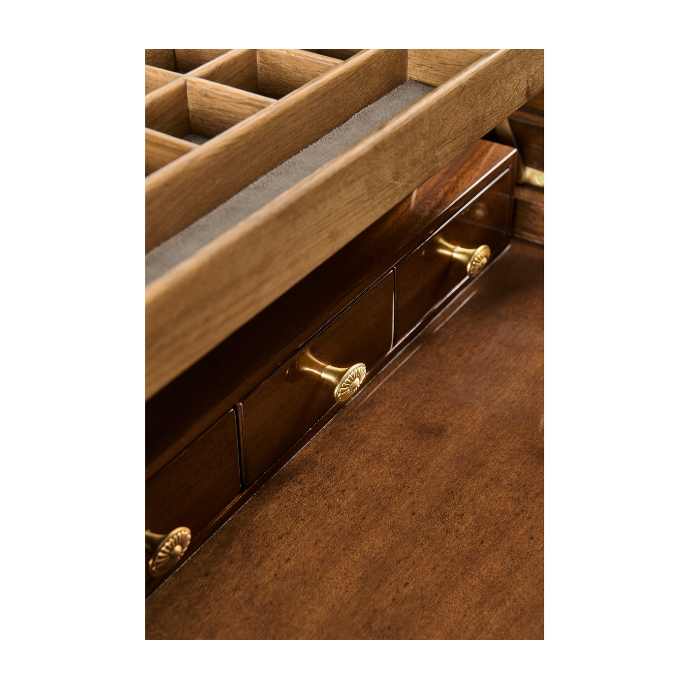 Dressing table with gilt carved detailling