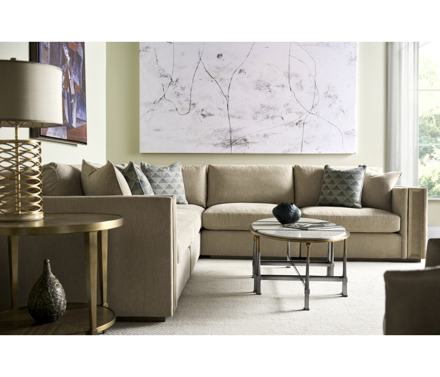 Hamilton RT Arm Sectional