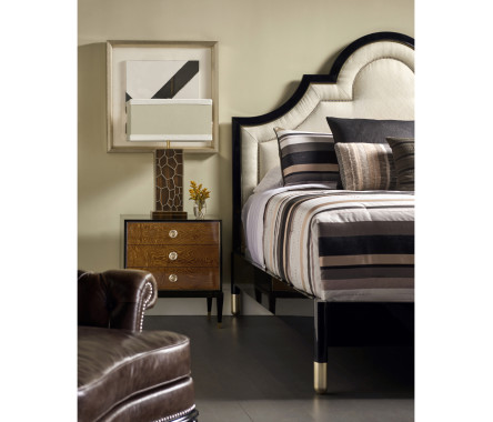 Buckingham Bleached Walnut US Queen Bed