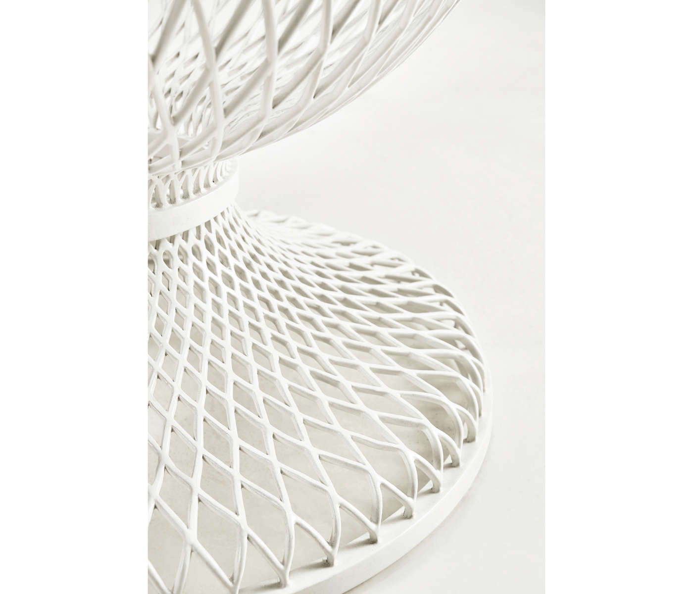 Fallstreak Table Base