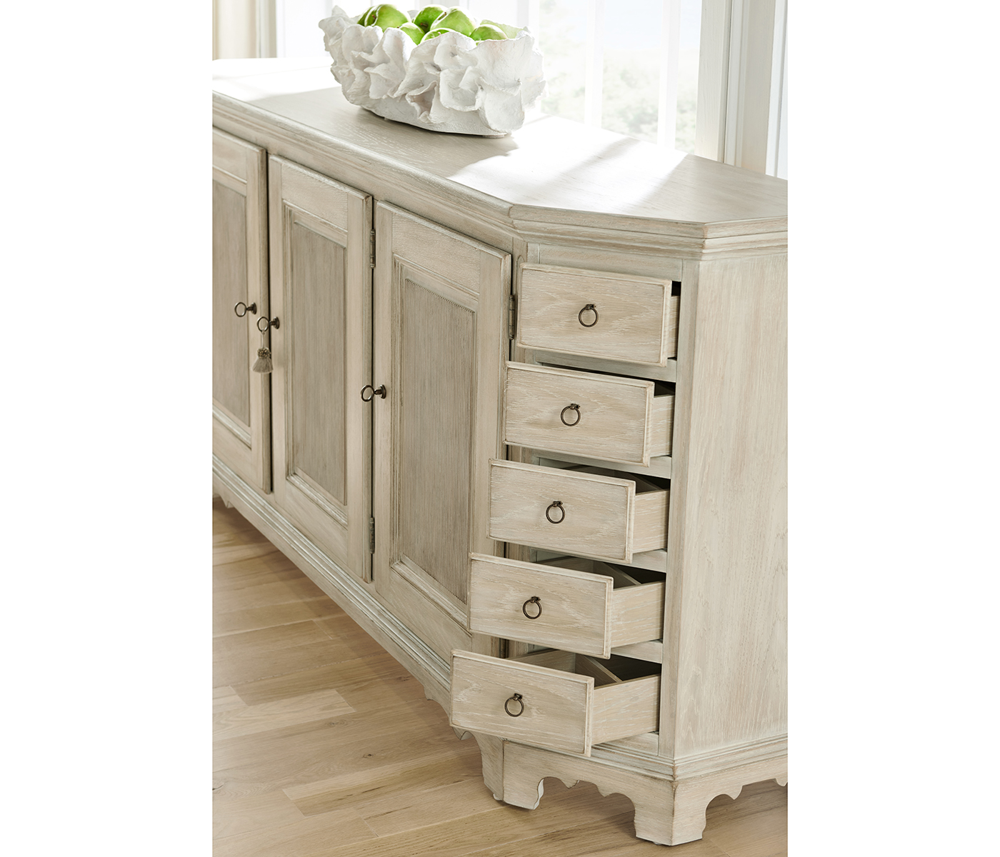 Nimbostratus Sideboard