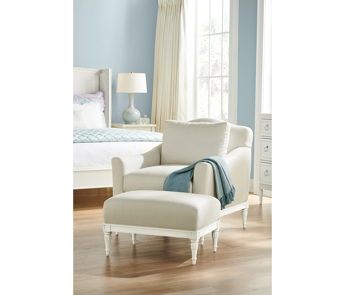 Cumulus Tiffany Lounge Chair