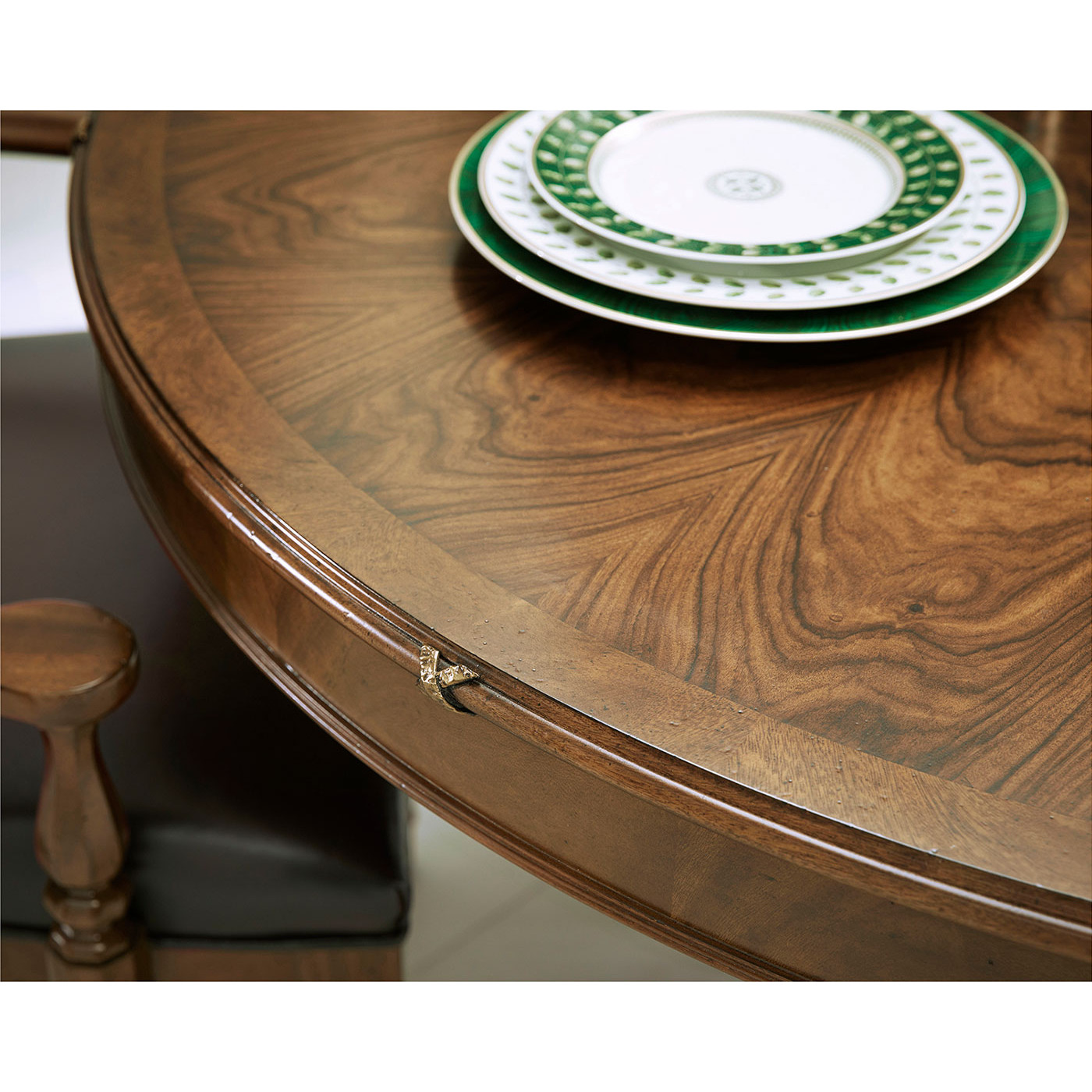Viceroy Round Dining Table 54