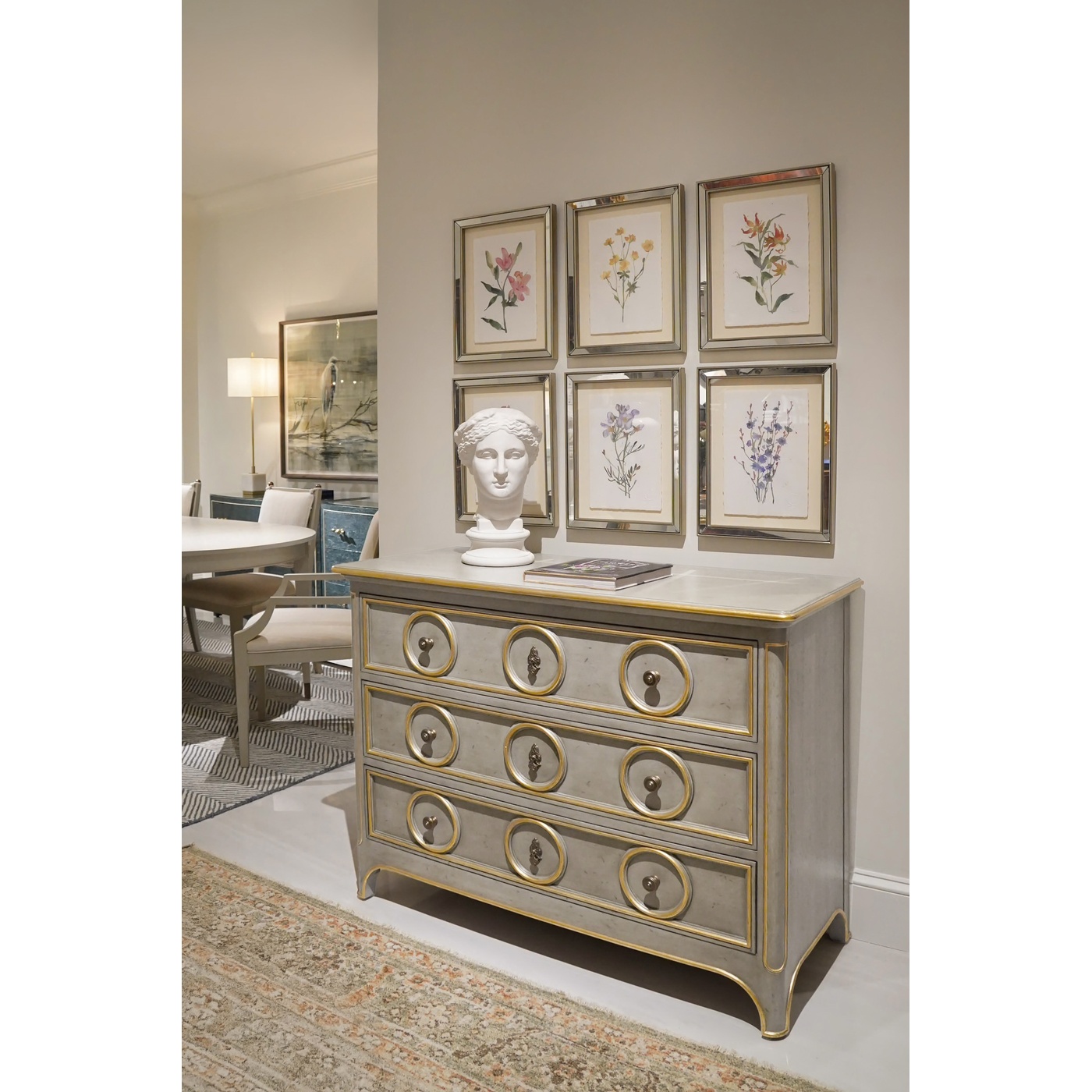 Buckingham Accent Chest