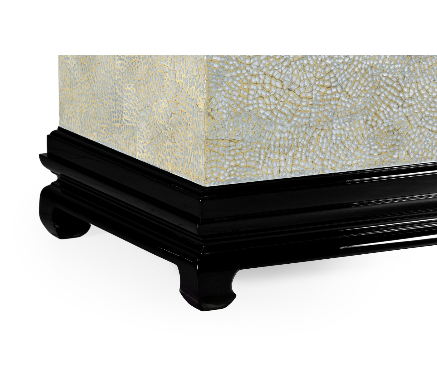 Silver Eggshell Trunk