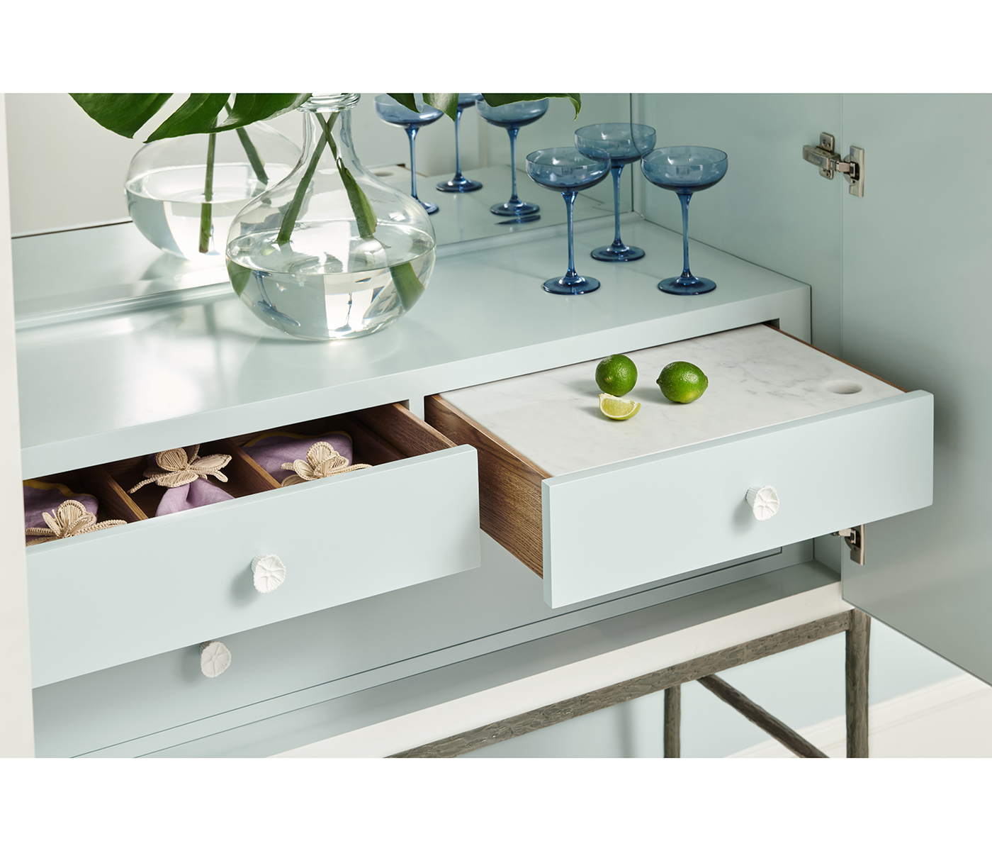 Pelagic Sculpted Bar