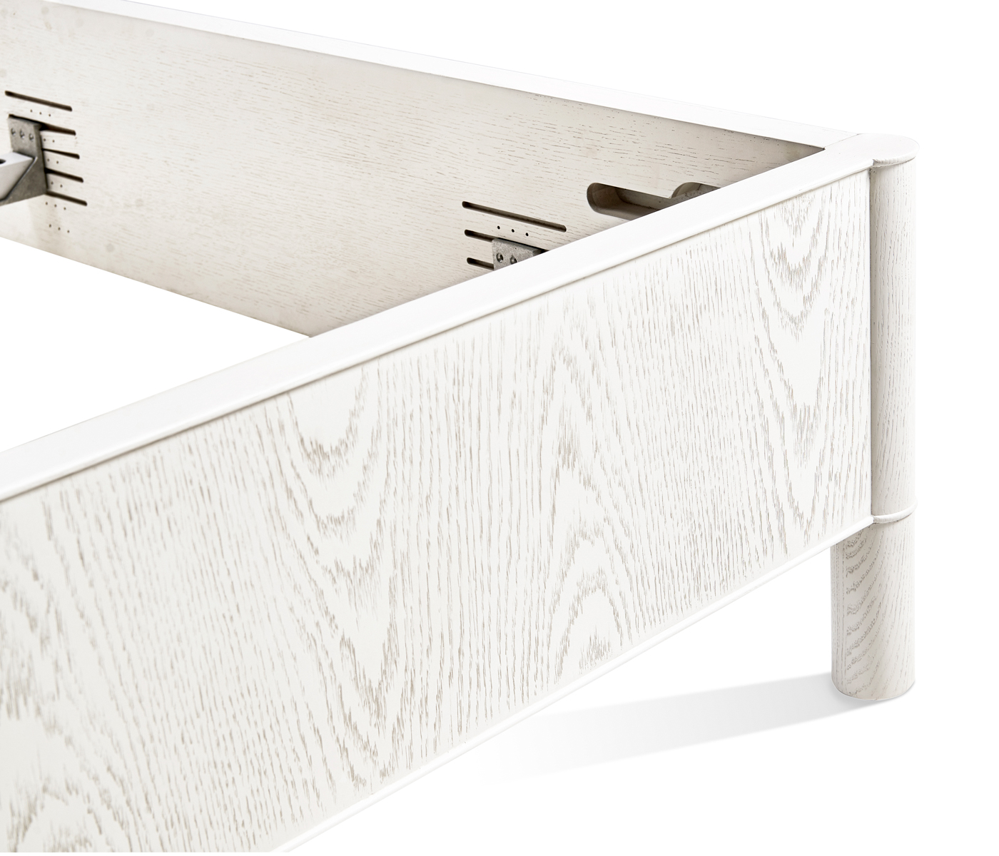 Mammatus Half Round Panel Bed