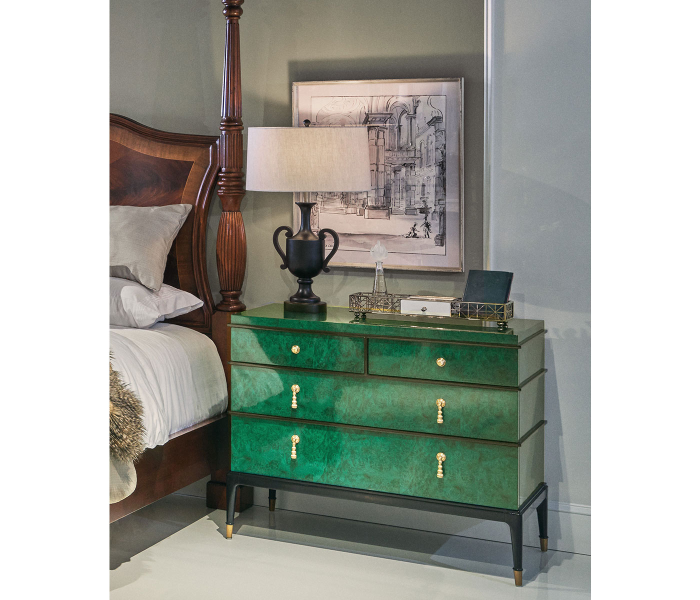 Jacques Bachelors Chest