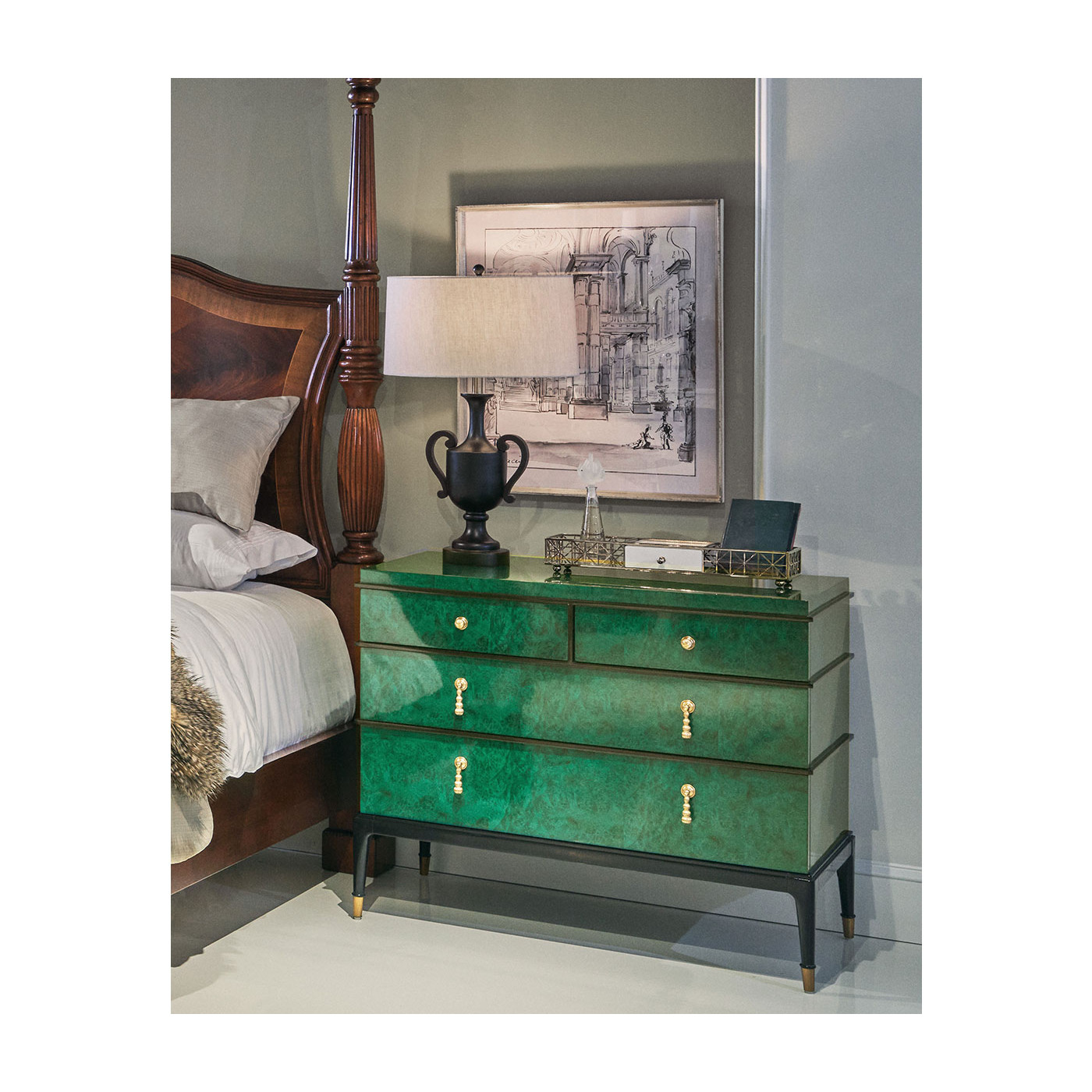 Jacques Bachelors Chest