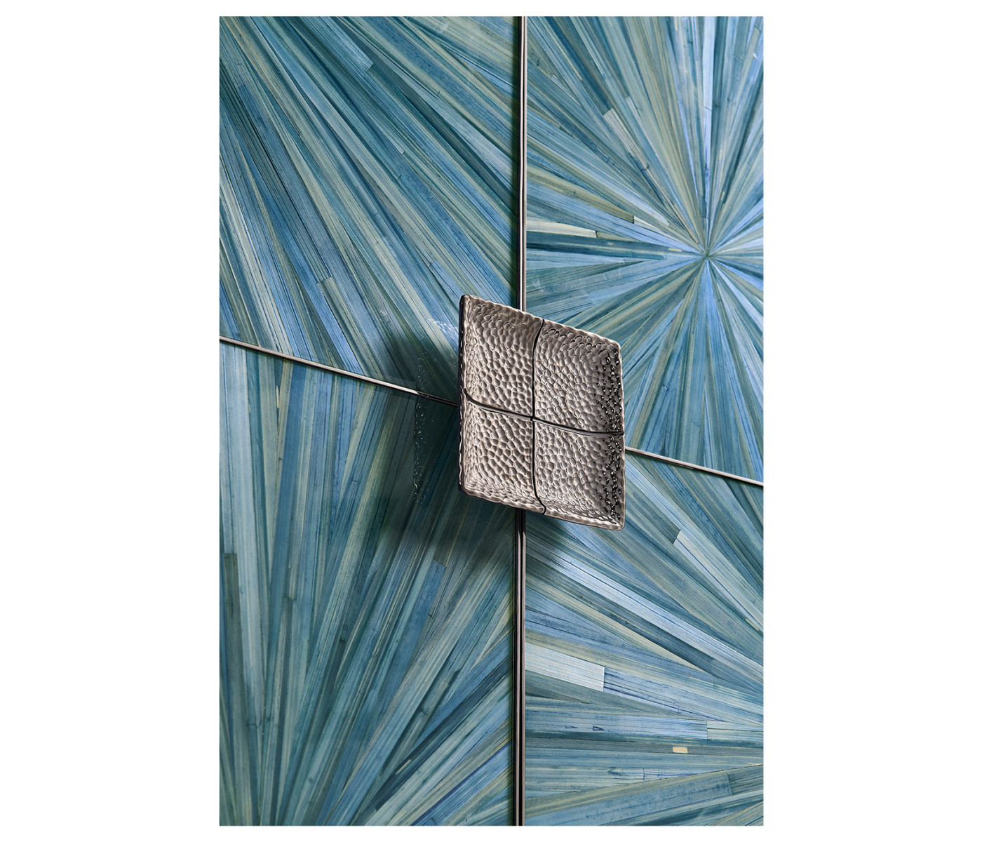 Sapphire Bar Cabinet