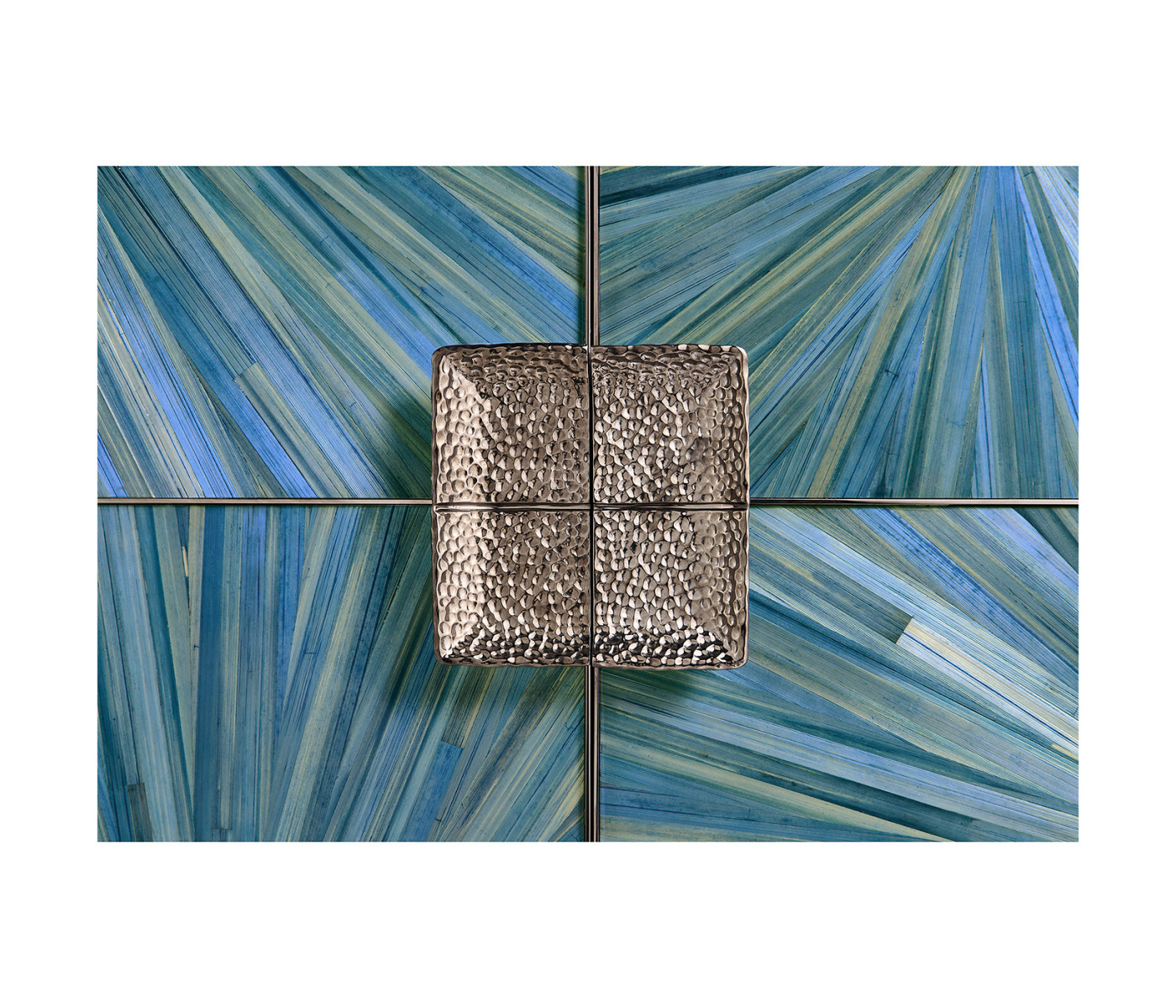 Sapphire Bar Cabinet