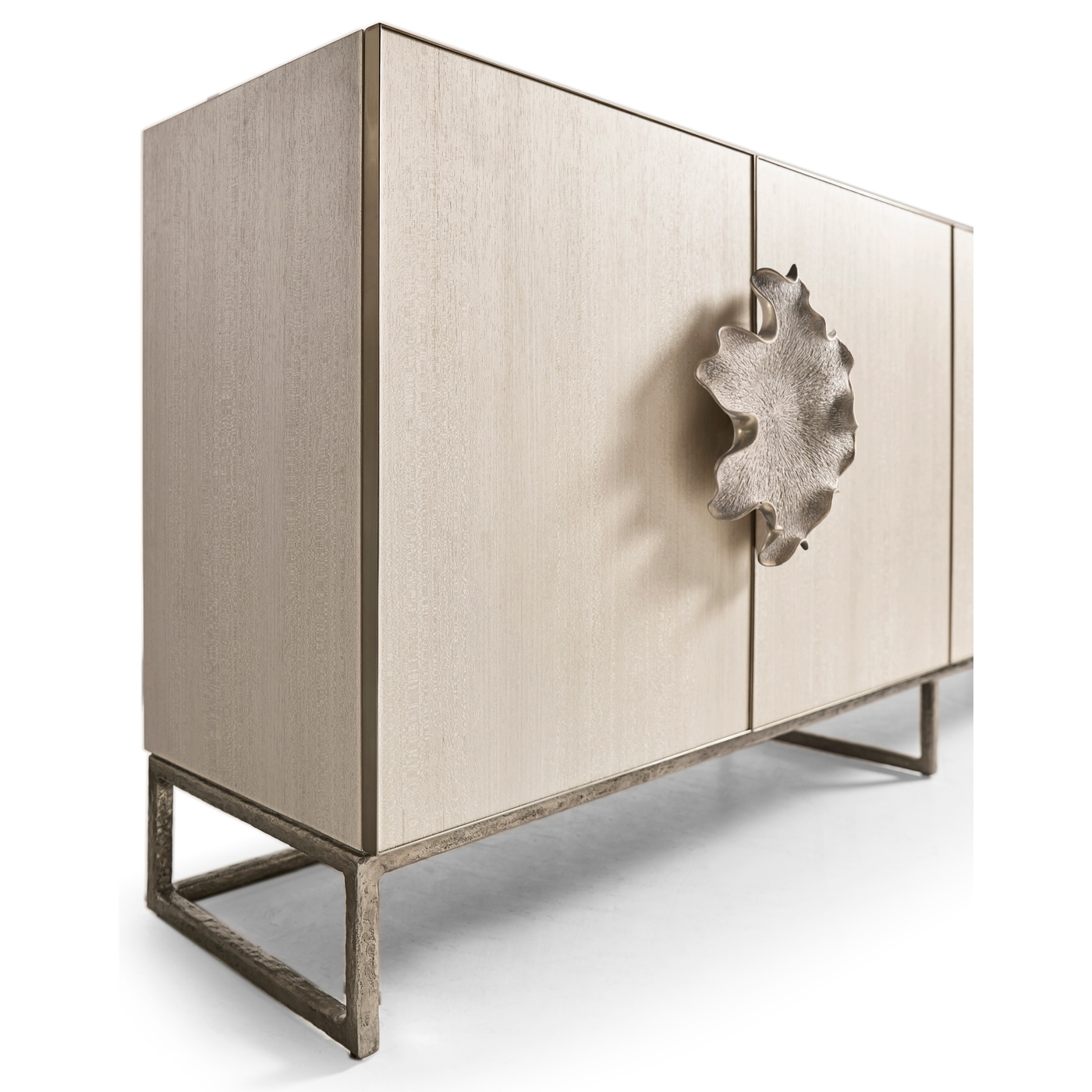 Cynaria Sideboard