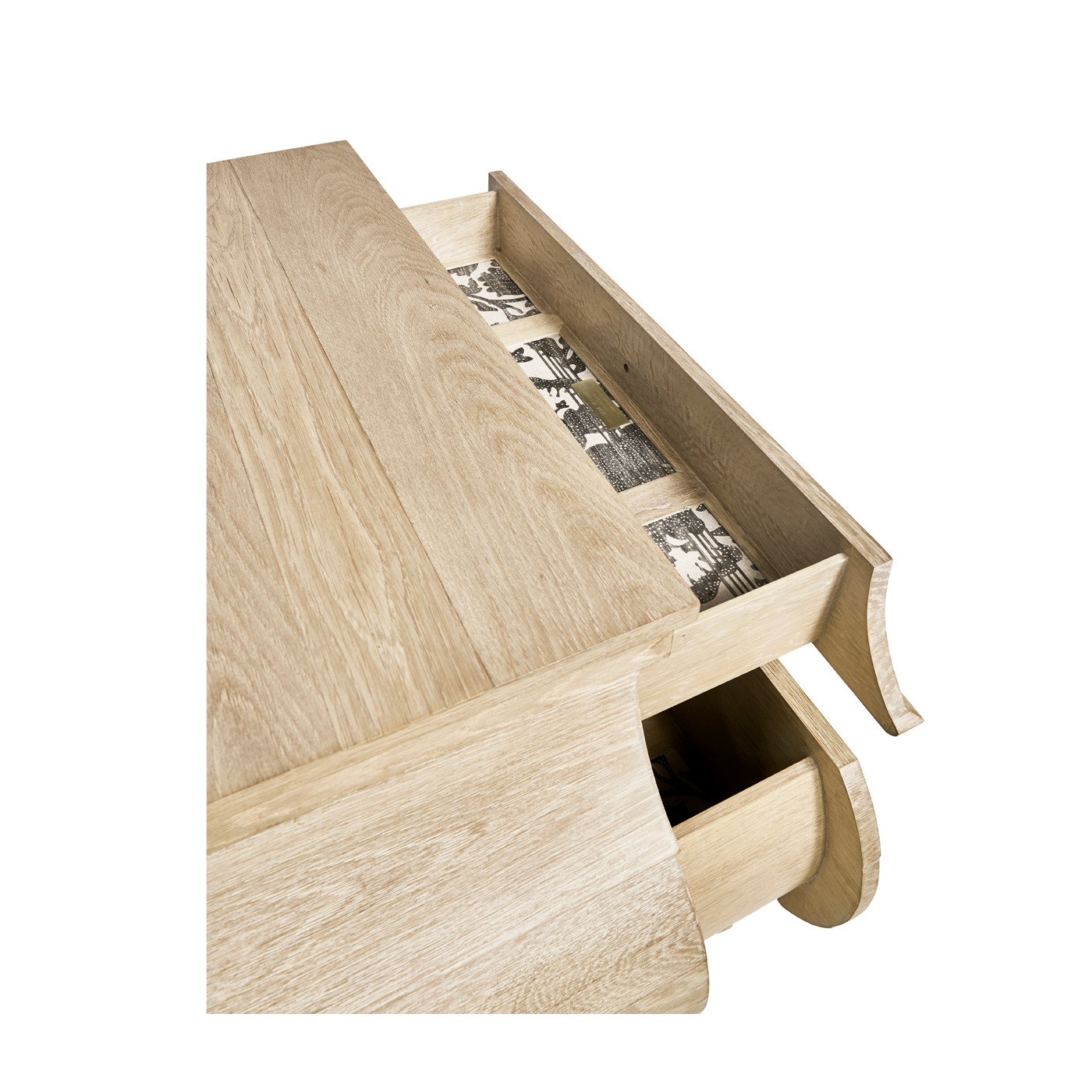 Gatcombe Bombe Chest